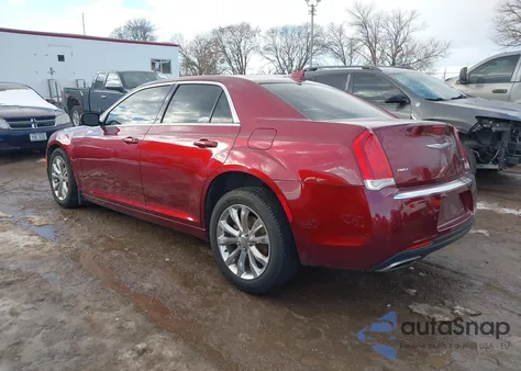 2015 Chrysler 300 Limited из США, поврежденный, VIN 2C3CCARG6FH831571